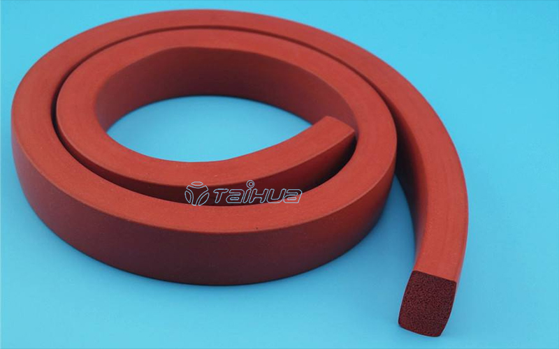 硅膠發(fā)泡條適用于哪些環(huán)境方面？